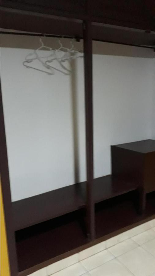 Hostal Urbano 塔里哈 外观 照片